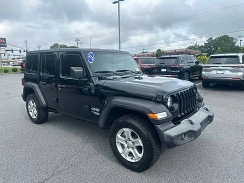 Used 2021 Jeep Wrangler Unlimited Sport AWD/4WD image 1
