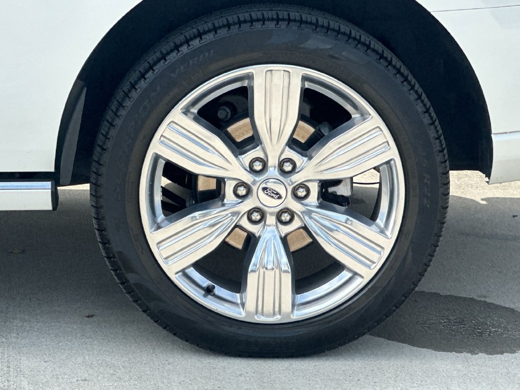 Certified 2024 Ford Expedition Platinum RWD image 27