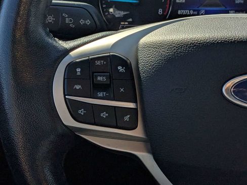 Used 2021 Ford Explorer Limited w/ Equipment Group 301A RWD image 23