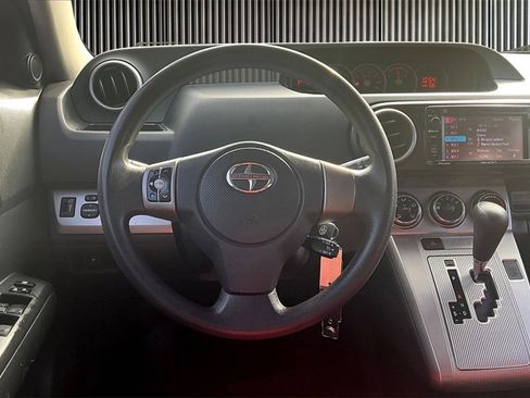 Used 2015 Scion xB image 5