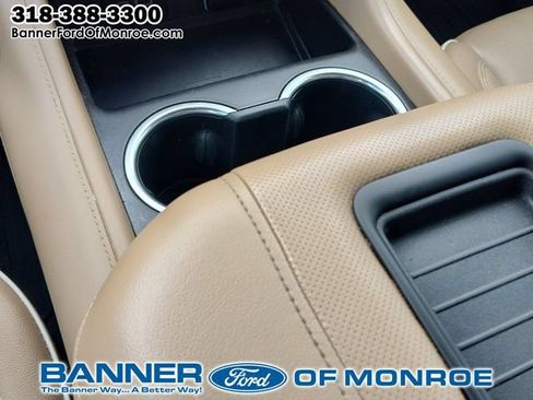 Used 2023 Chevrolet Tahoe Premier AWD/4WD image 22