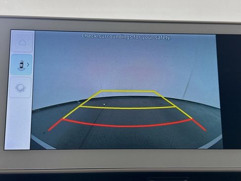 Used 2024 Hyundai Ioniq 5 SE image 23