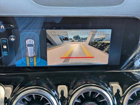 New 2026 Mercedes-Benz GLB 250 image 12