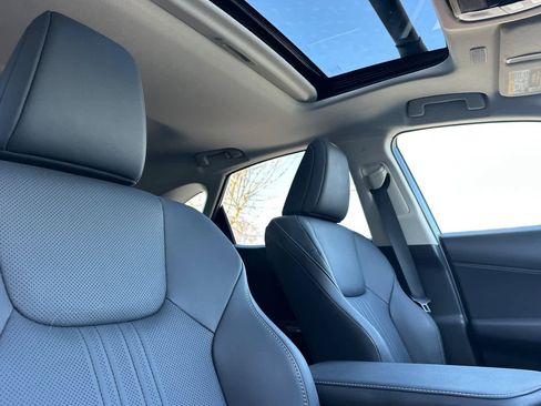 Used 2025 Lexus NX 350h AWD w/ Accessory Package (2T) image 18