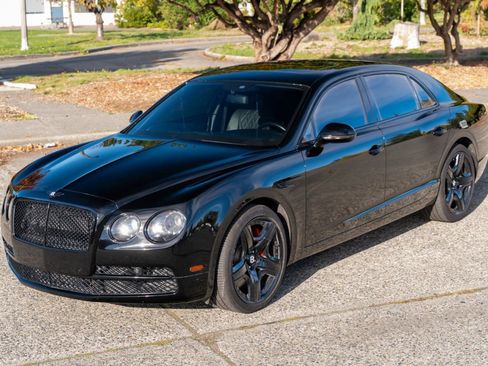 Used 2015 Bentley Flying Spur V8 image 22