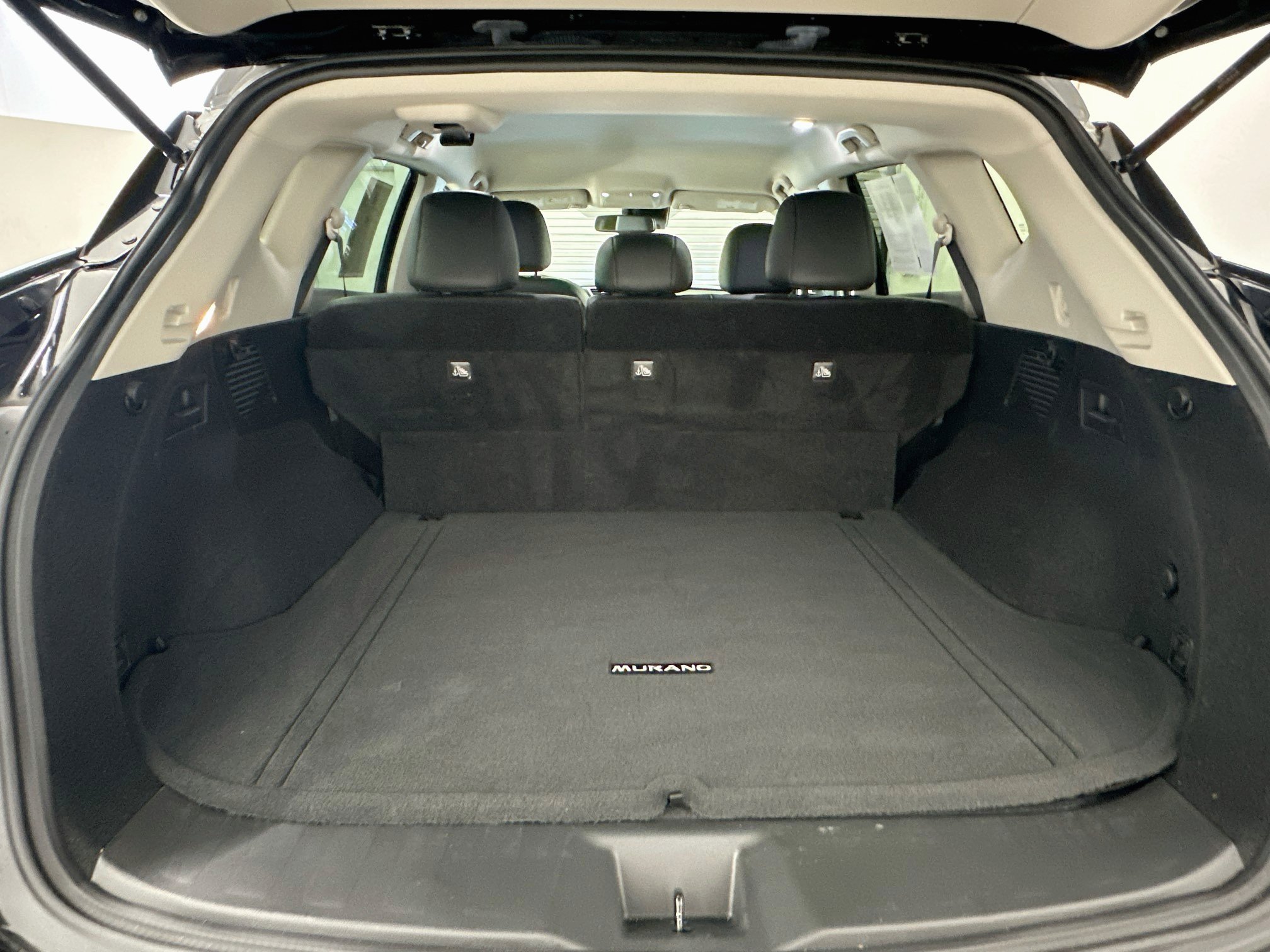 Used 2024 Nissan Murano SV AWD/4WD image 29