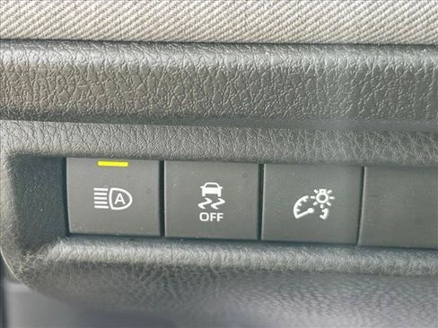 Used 2025 Toyota Camry LE w/ Convenience Package FWD image 12