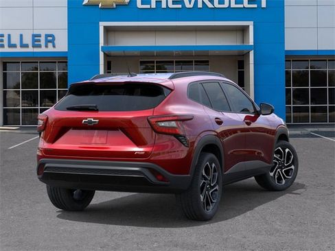 New 2026 Chevrolet Trax RS w/ Sunroof Package image 4