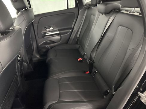 Certified 2025 Mercedes-Benz GLA 250 image 14