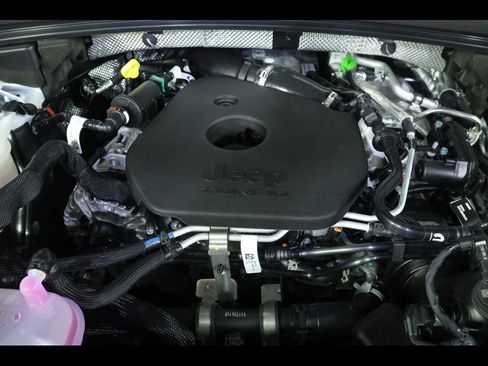 New 2026 Jeep Grand Cherokee L Limited w/ Limited Altitude Package image 19