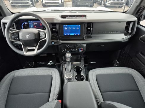 Used 2022 Ford Bronco 4-Door w/ Sasquatch Package AWD/4WD image 14