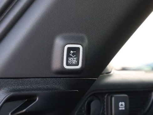 New 2026 Jeep Grand Cherokee Laredo AWD/4WD image 8