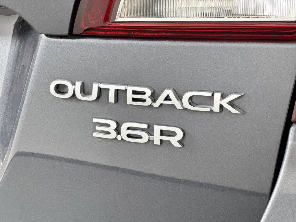 Used 2019 Subaru Outback 3.6R Limited w/ Protection Package #1 AWD/4WD image 11