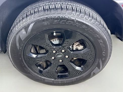 Certified 2024 Land Rover Defender 110 S image 33