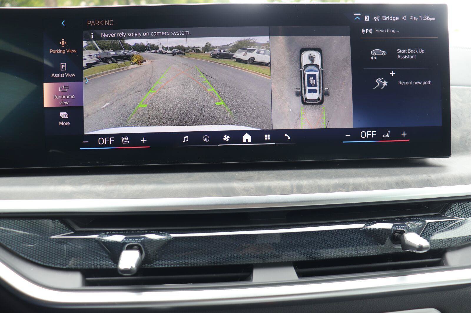Used 2027 BMW X7 xDrive40i w/ Premium Package AWD/4WD image 39