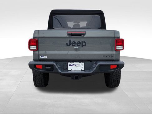 Used 2020 Jeep Gladiator Sport w/ Quick Order Package 24S image 5