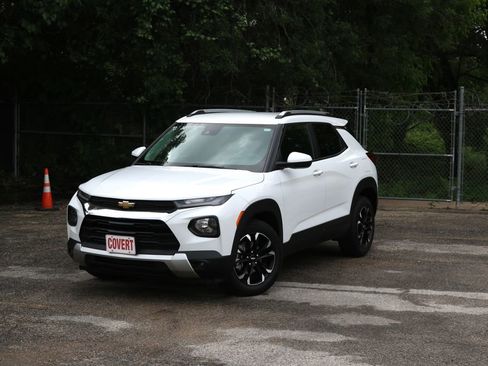 Used 2023 Chevrolet TrailBlazer LT image 1