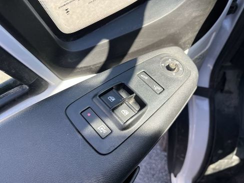 Used 2025 RAM ProMaster 2500 w/ Convenience Group FWD image 16