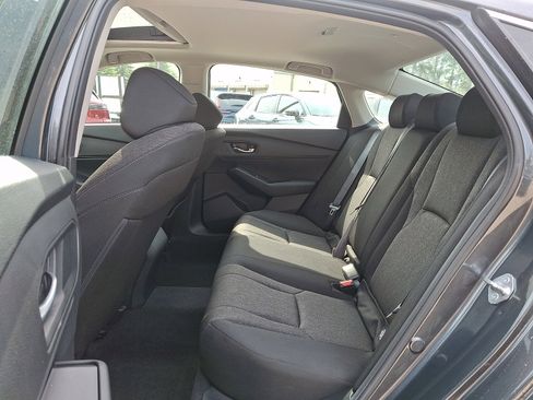 Used 2024 Honda Accord EX image 11