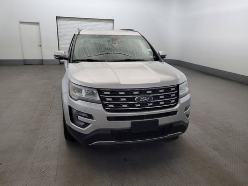 Used 2016 Ford Explorer Limited w/ Equipment Group 301A AWD/4WD image 14