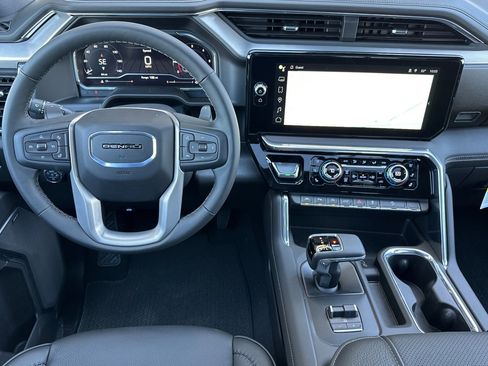 Used 2025 GMC Sierra 1500 Elevation w/ Elevation Premium Package image 15