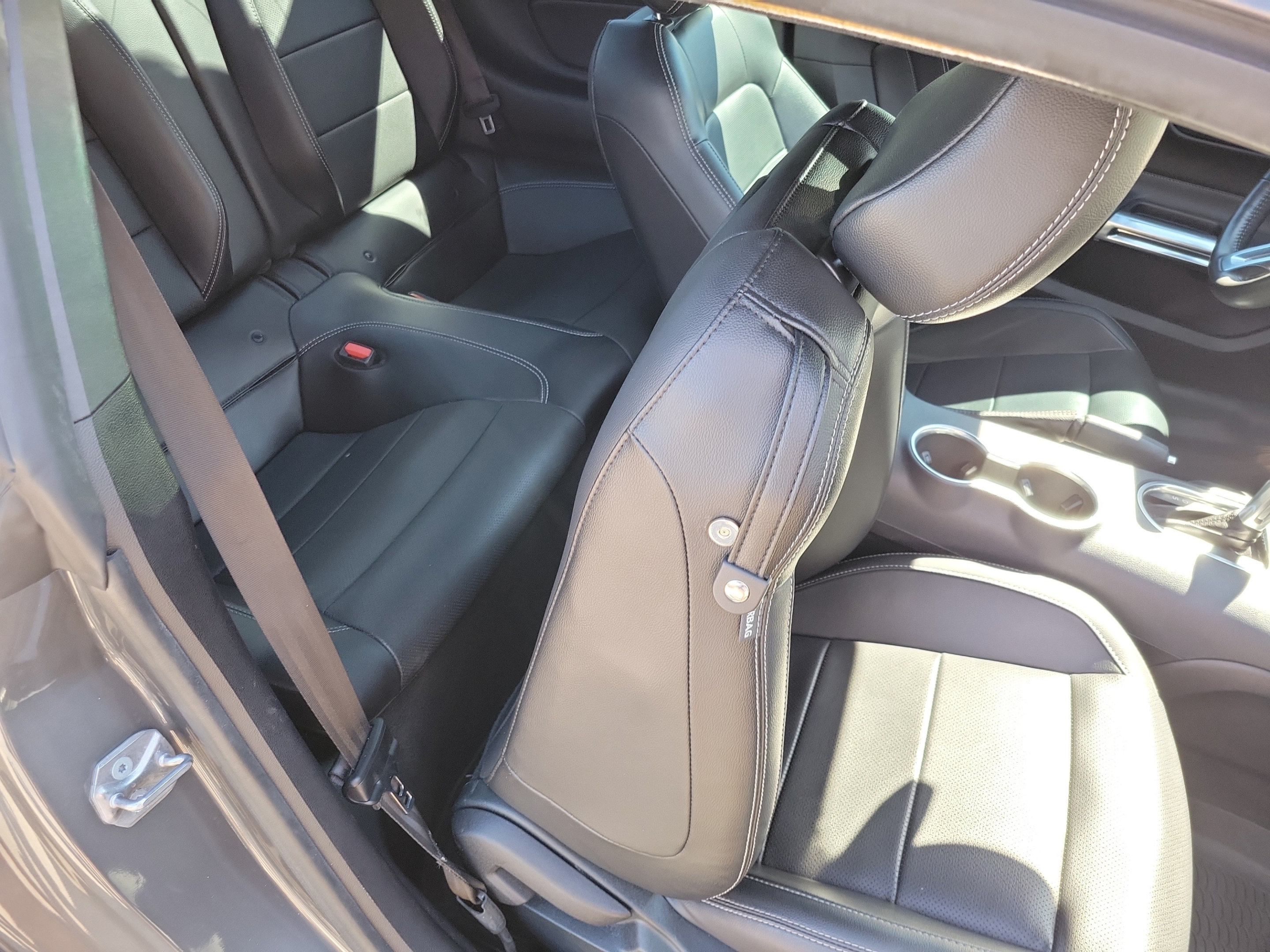 Used 2022 Ford Mustang Premium RWD image 24