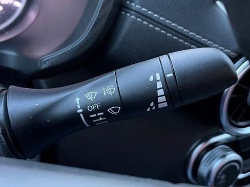 Used 2025 Nissan Sentra SV FWD image 37