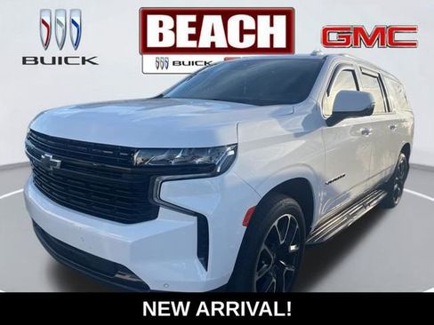 Used 2024 Chevrolet Suburban RST w/ Luxury Package image 1