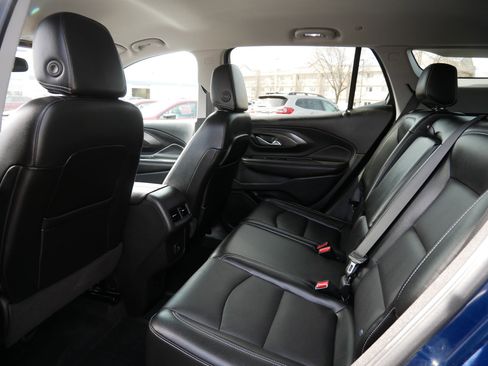 Used 2023 GMC Terrain SLT AWD/4WD image 33
