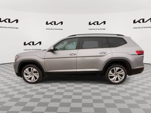 Used 2023 Volkswagen Atlas SE AWD/4WD image 6
