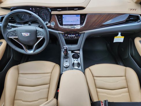 New 2025 Cadillac XT6 Premium Luxury w/ Platinum Package image 14