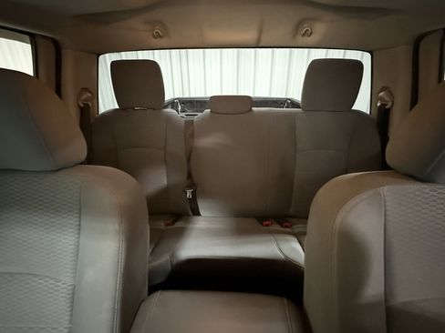 Used 2013 RAM 1500 Express image 19