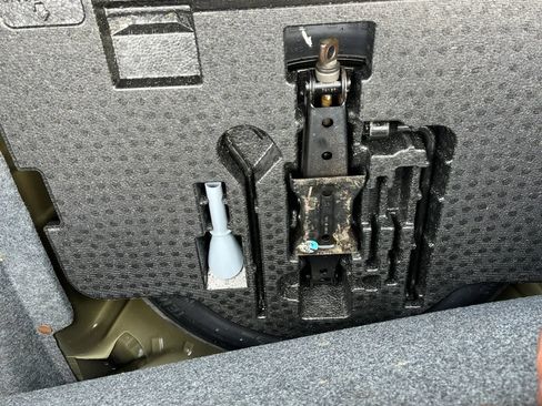 Used 2018 Honda Accord LX image 15