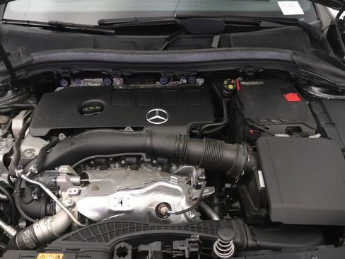 Certified 2022 Mercedes-Benz GLA 250 image 26