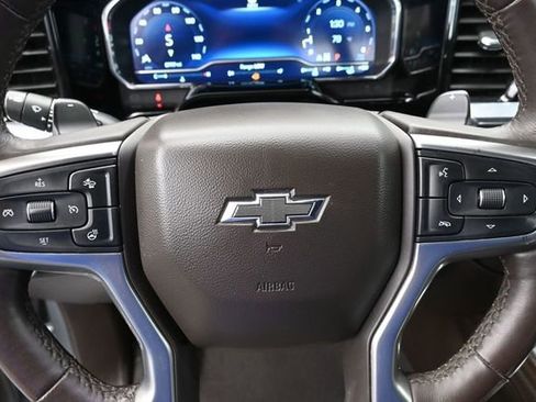 Used 2023 Chevrolet Silverado 1500 LT Trail Boss AWD/4WD image 30