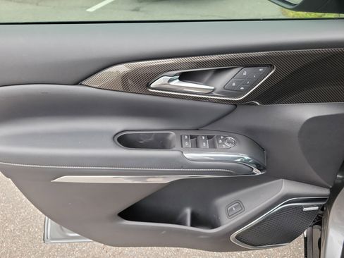 Used 2025 Chevrolet Traverse High Country FWD image 20