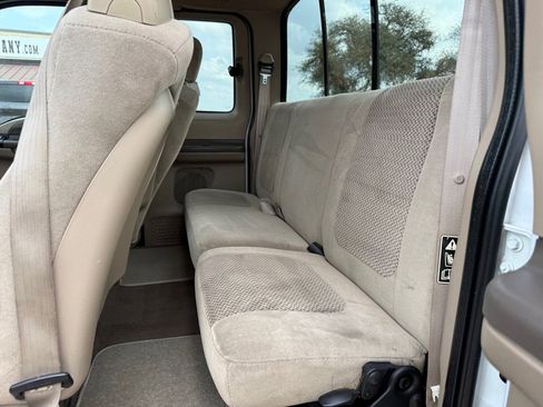 Used 2001 Ford F250 4x4 SuperCab Super Duty image 14