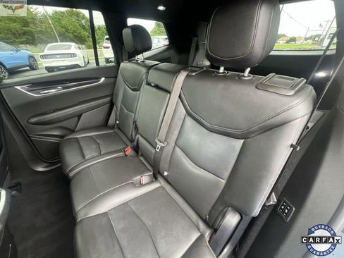 Used 2022 Cadillac XT6 Premium Luxury image 25
