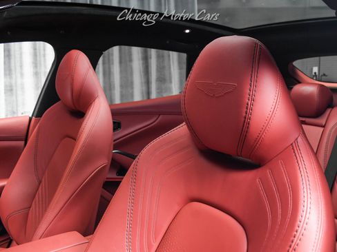Used 2022 Aston Martin DBX AWD/4WD image 19