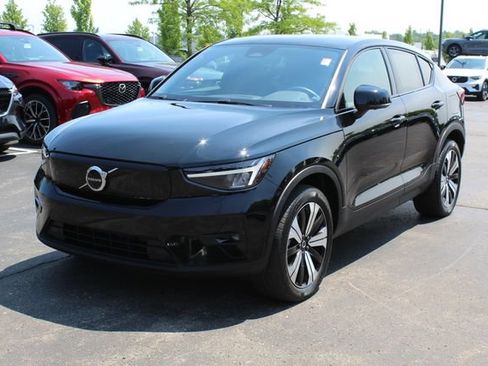 Certified 2023 Volvo C40 P8 Recharge Plus w/ Climate Package AWD/4WD image 8