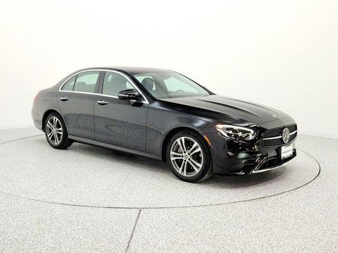 Used 2023 Mercedes-Benz E 350 Sedan image 3