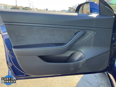 Used 2019 Tesla Model 3 Long Range image 22