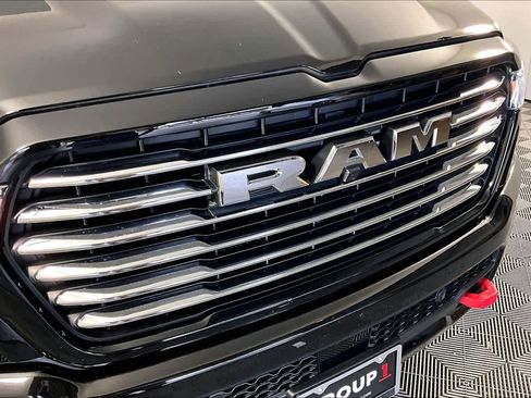 Used 2025 RAM 1500 Laramie image 29
