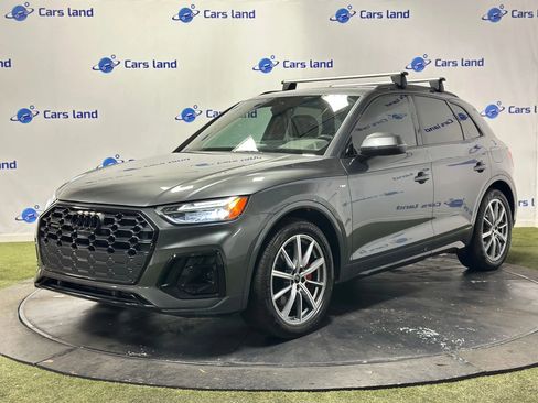 Used 2024 Audi Q5 e Premium Plus w/ Premium Plus Package image 8