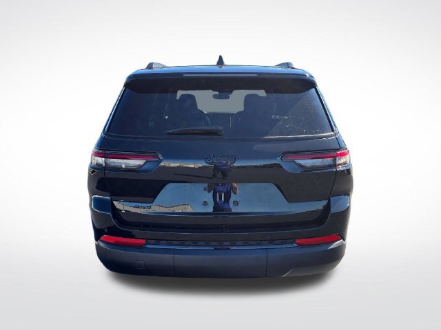 Used 2023 Jeep Grand Cherokee L Laredo AWD/4WD image 9