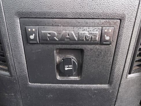 Used 2014 RAM 2500 Laramie w/ Cold Weather Group AWD/4WD image 21