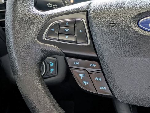 Used 2018 Ford Escape S image 25