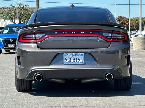 Used 2023 Dodge Charger R/T w/ Performance Handling Group RWD image 5