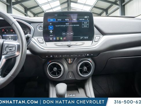 Used 2024 Chevrolet Blazer LT w/ Convenience Package image 8