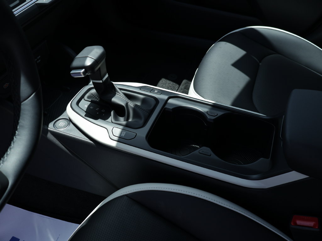 New 2026 Kia K4 GT-Line w/ GT-Line Premium Package FWD image 23